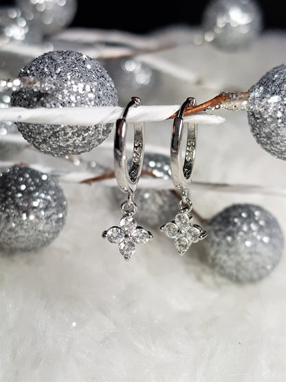 Kousa Earrings