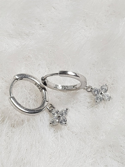 Kousa Earrings